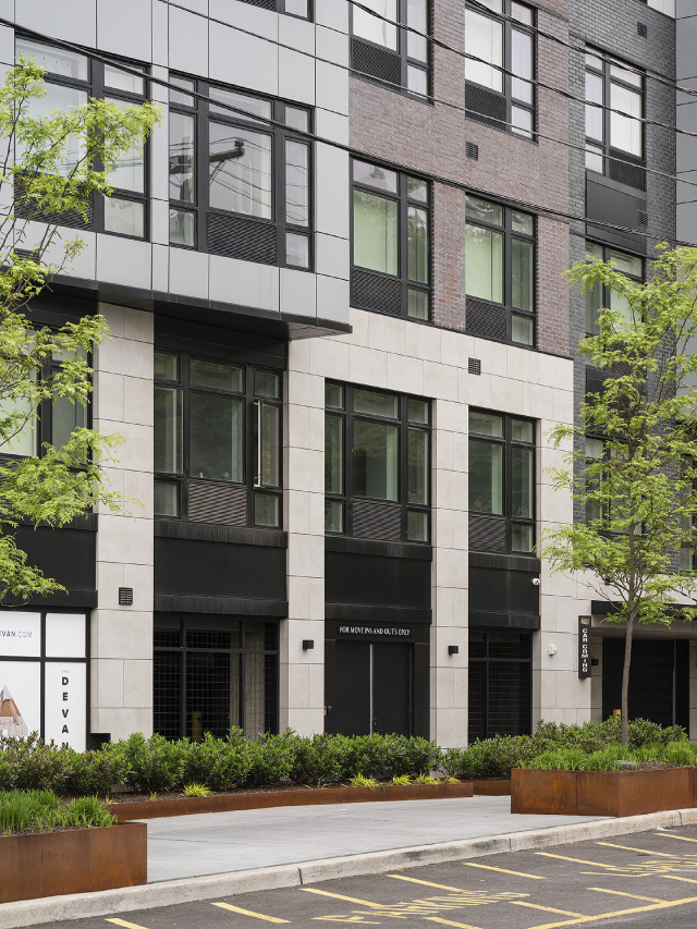 19 0760 PAR 3 NEW YORK 4