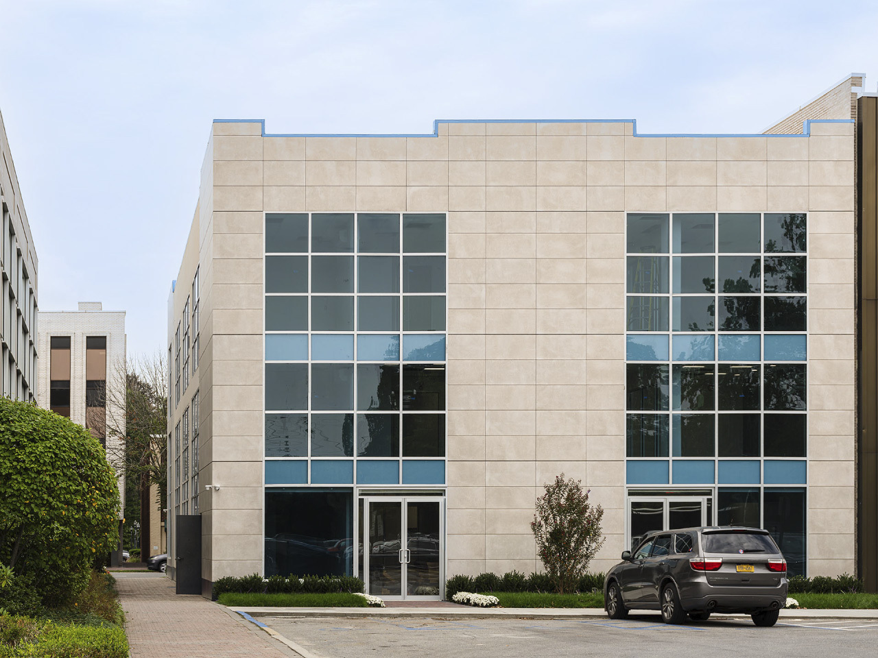 22 0702 PAR 1051 FRANKLIN AVE 3