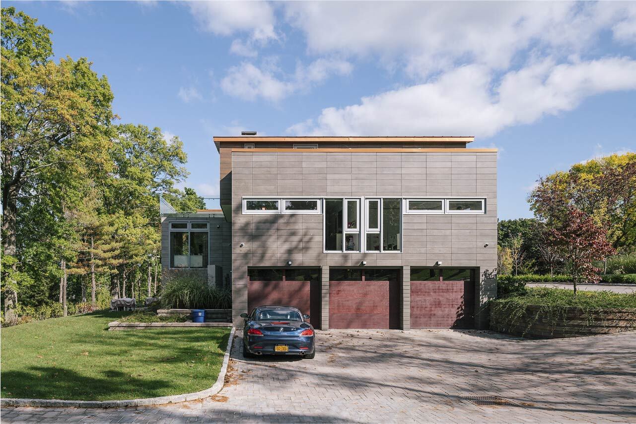 House in Shelter Bay 2 72x 50