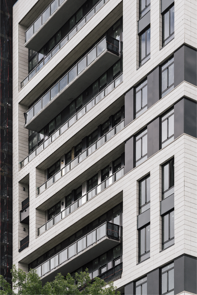 321 Wythe Porcelain Cladding with minimal vertical joints