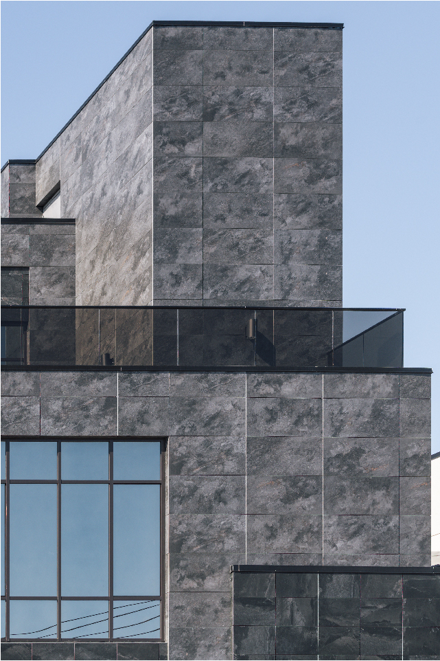 60 Street Detail of Facade Modulation