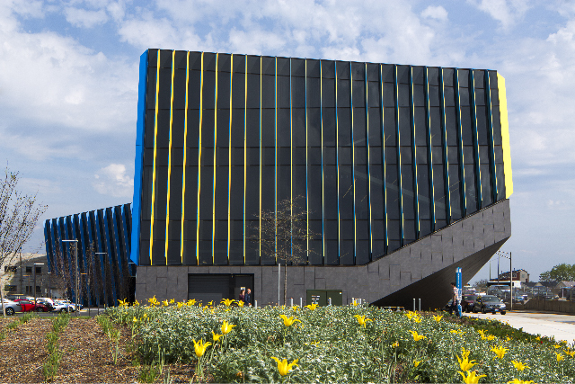 El Centro Northeastern University Lateral View